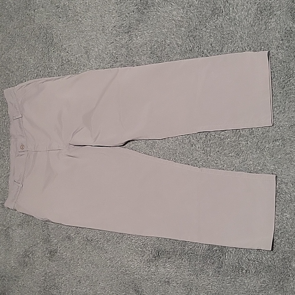 UNDER ARMOUR Pants